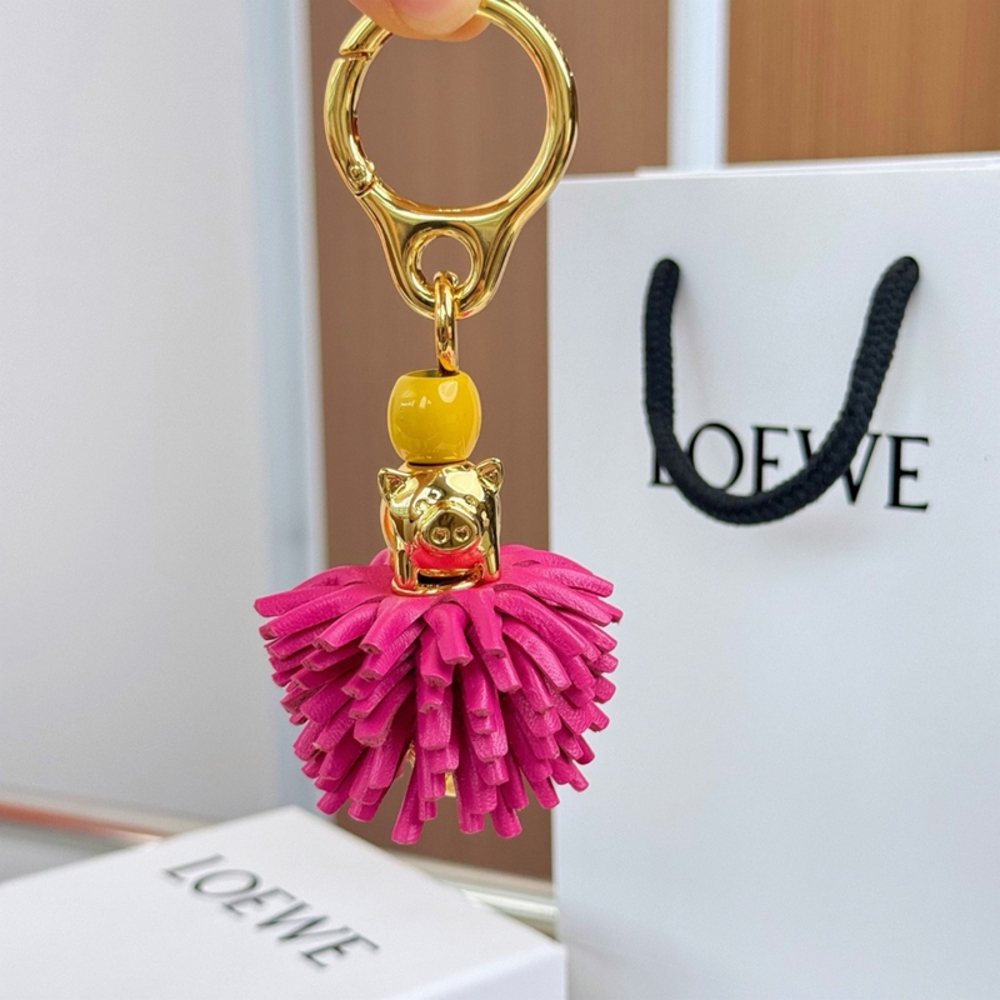 Loewe Charm - Picture 5 of 6
